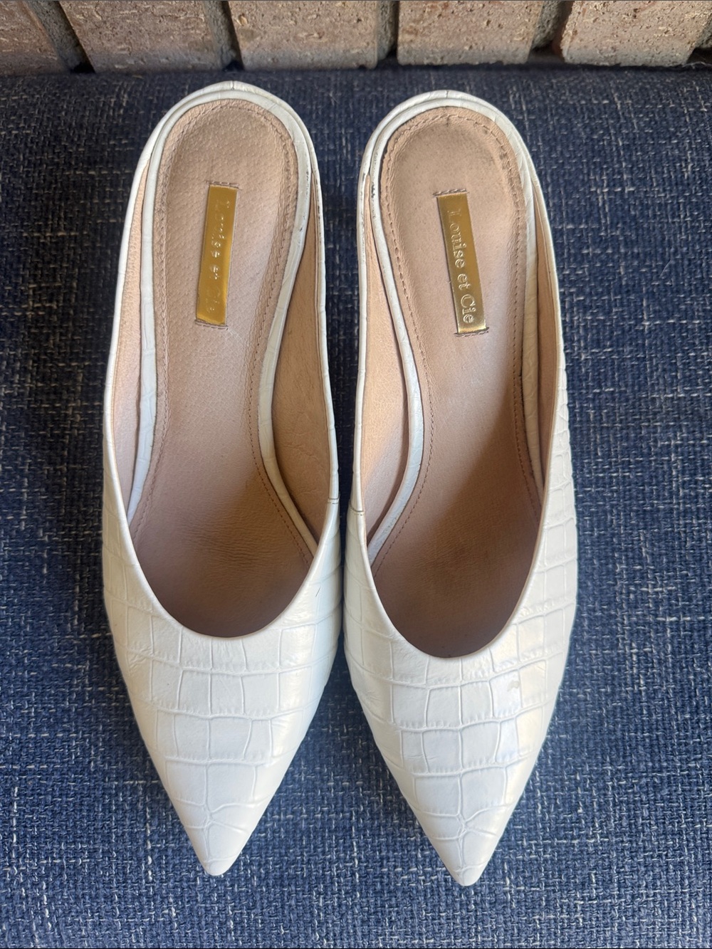 Louise et Cie White Croc-Embossed Pointed Toe Slide Mules